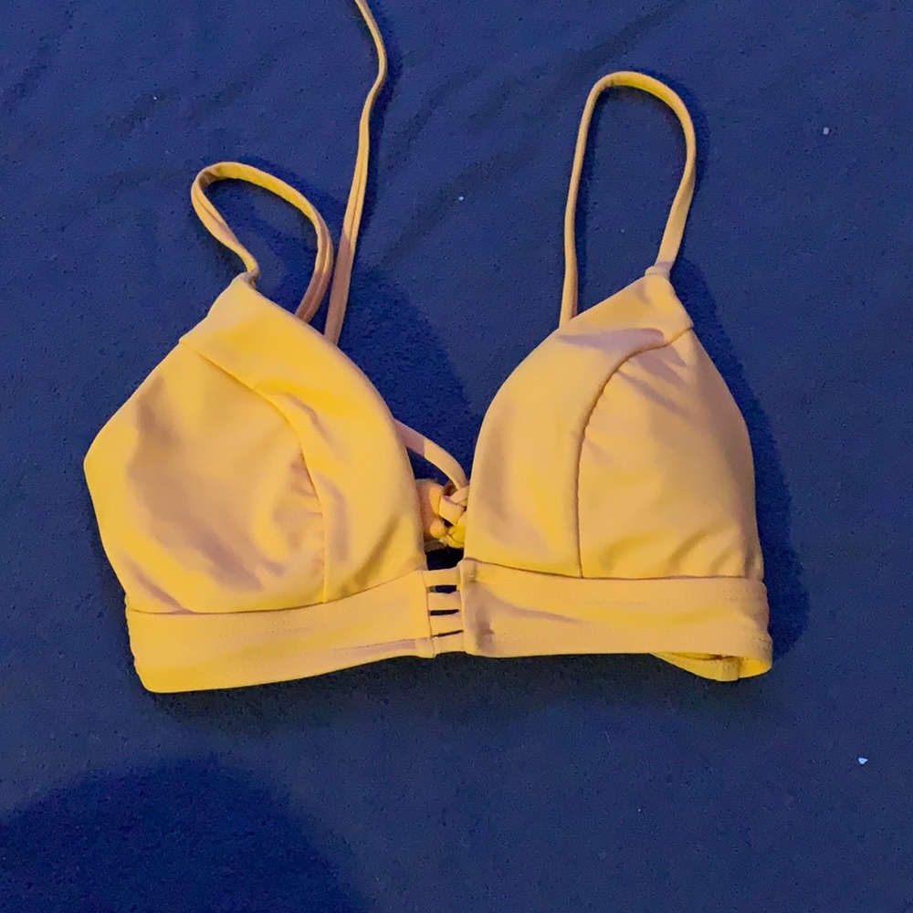 Bathing suit